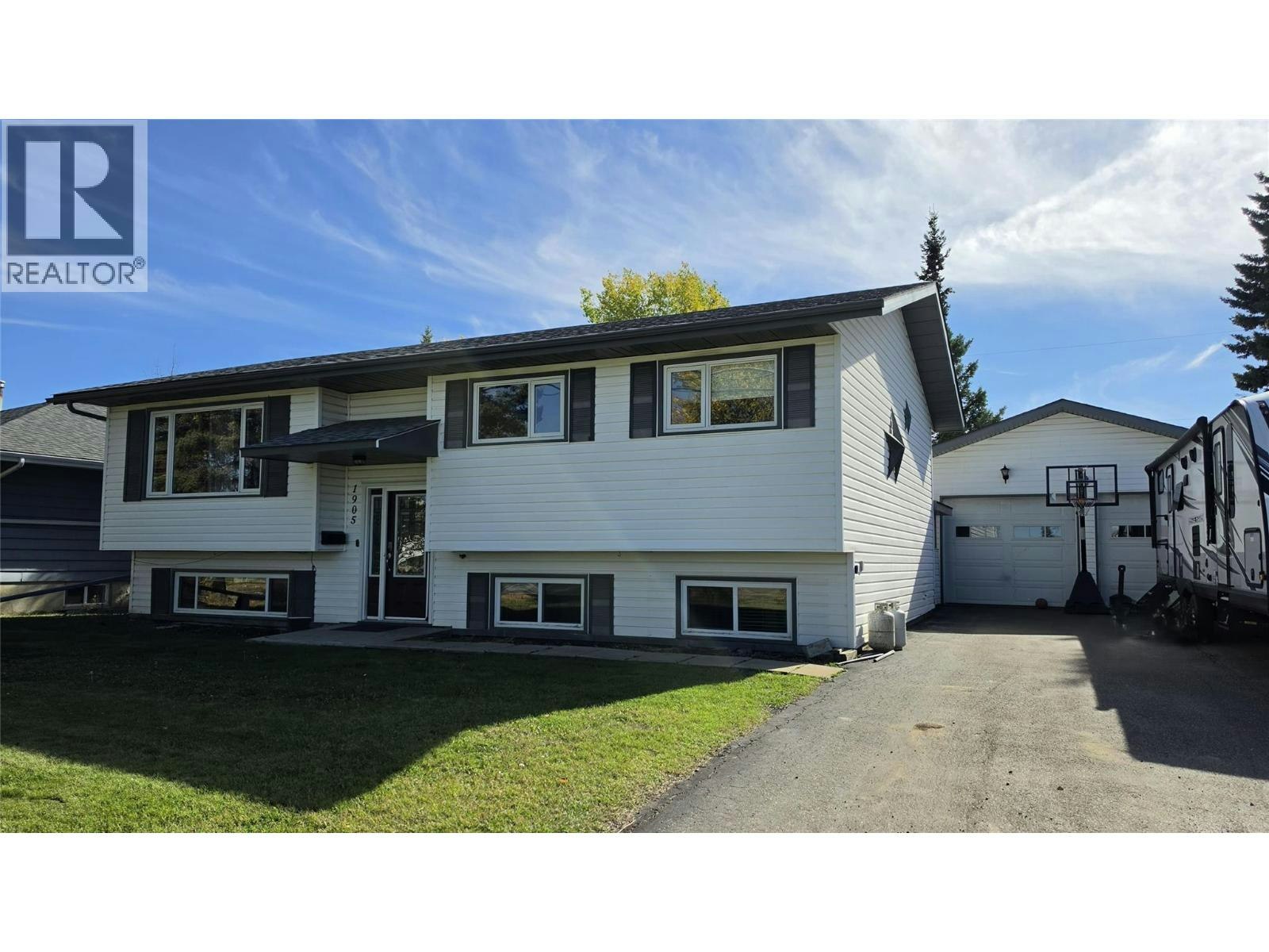 1905 108 Avenue, Dawson Creek, BC, V1G 2V1