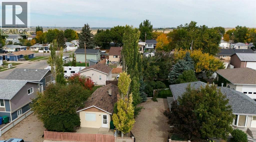 1207 41 Avenue N, Lethbridge, AB, T1H 6B3