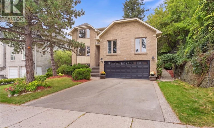 28 Seymour Drive