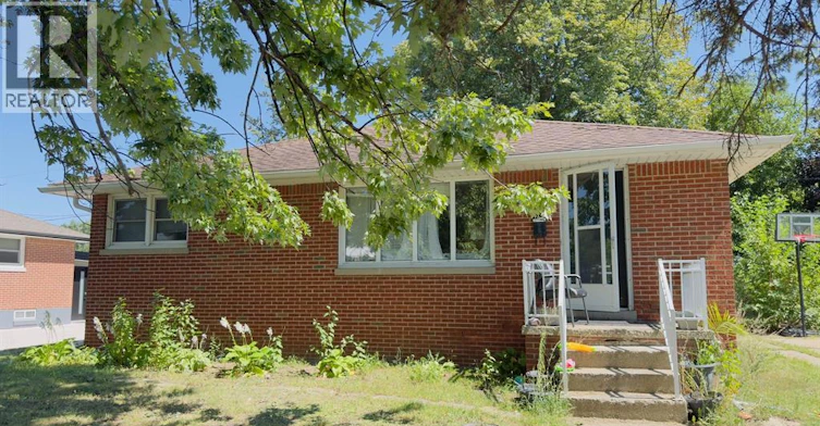 LOWER-3580 Mckay Avenue, Windsor, ON, N9E 2R9