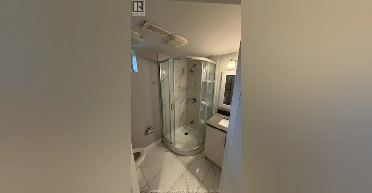 LOWER-3580 Mckay Avenue, Windsor, ON, N9E 2R9 - 10