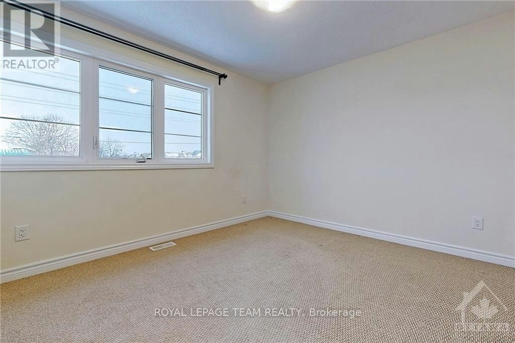 3375 Woodroffe Avenue, Ottawa, ON, K2G 6Z5 - 19