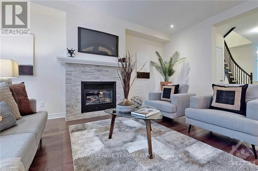3375 Woodroffe Avenue, Ottawa, ON, K2G 6Z5 - 3
