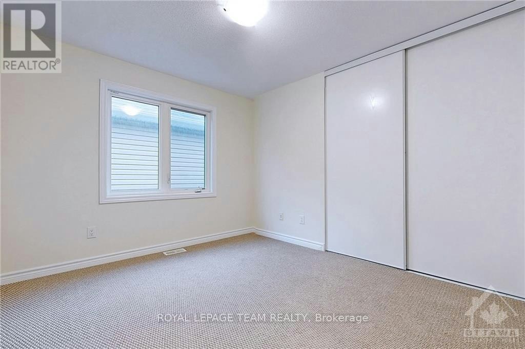 3375 Woodroffe Avenue, Ottawa, ON, K2G 6Z5 - 18