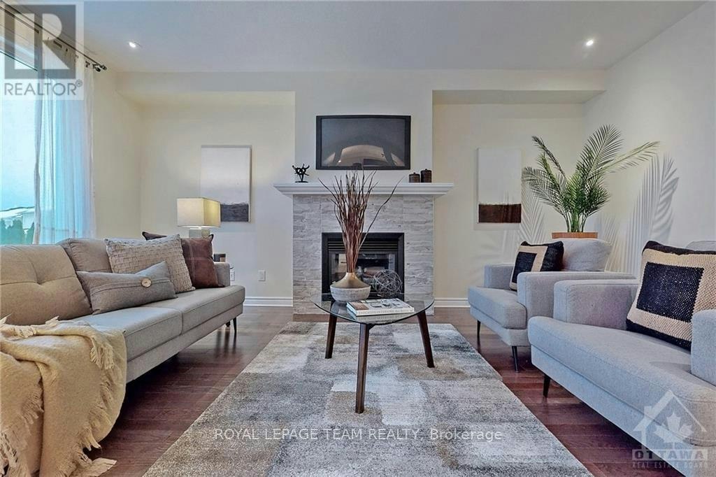 3375 Woodroffe Avenue, Ottawa, ON, K2G 6Z5 - 5