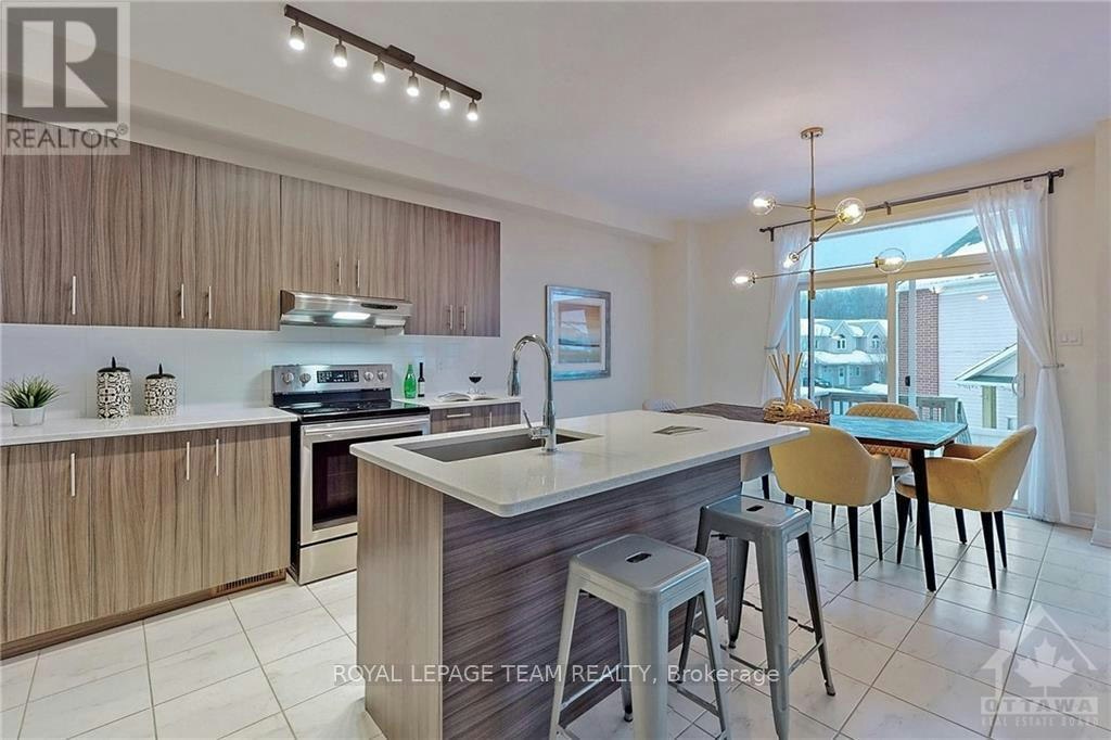 3375 Woodroffe Avenue, Ottawa, ON, K2G 6Z5 - 6