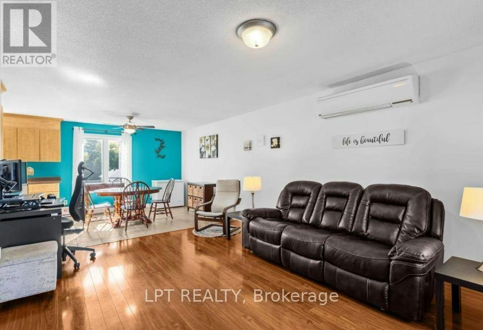 39 Main Street, Limoges, ON, K0A 2M0 - 4