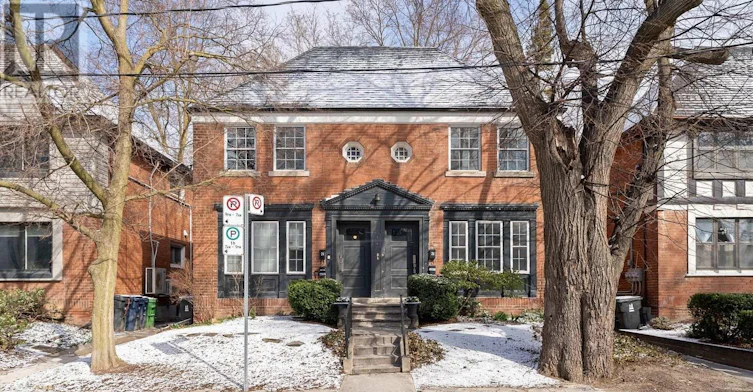 26 Strathgowan Avenue, Toronto, ON, M4N 1B9
