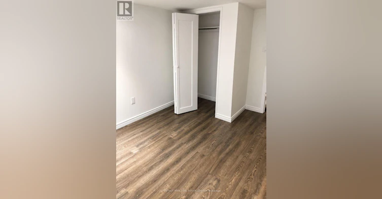 26 Strathgowan Avenue, Toronto, ON, M4N 1B9 - 7