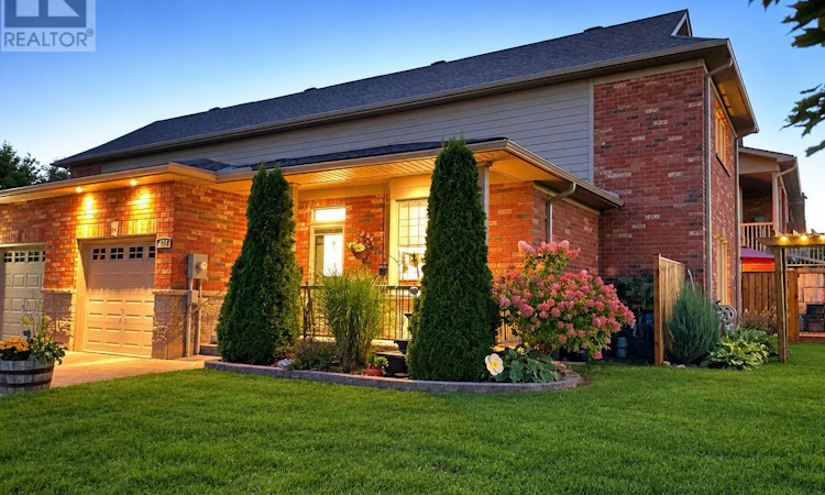 438 Shewfelt Crescent