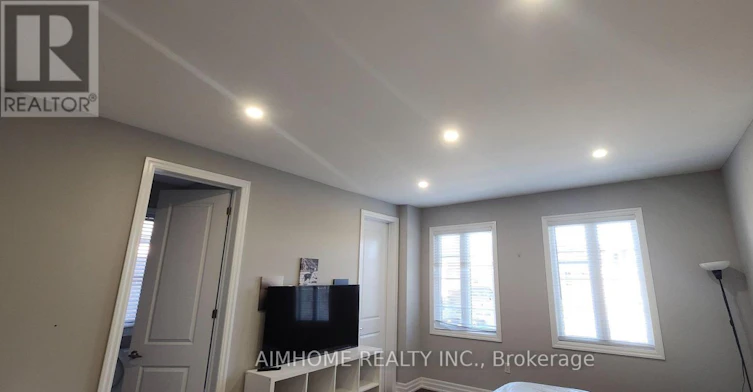 58 Major Crescent, Aurora, ON, L4G 0X4 - 5