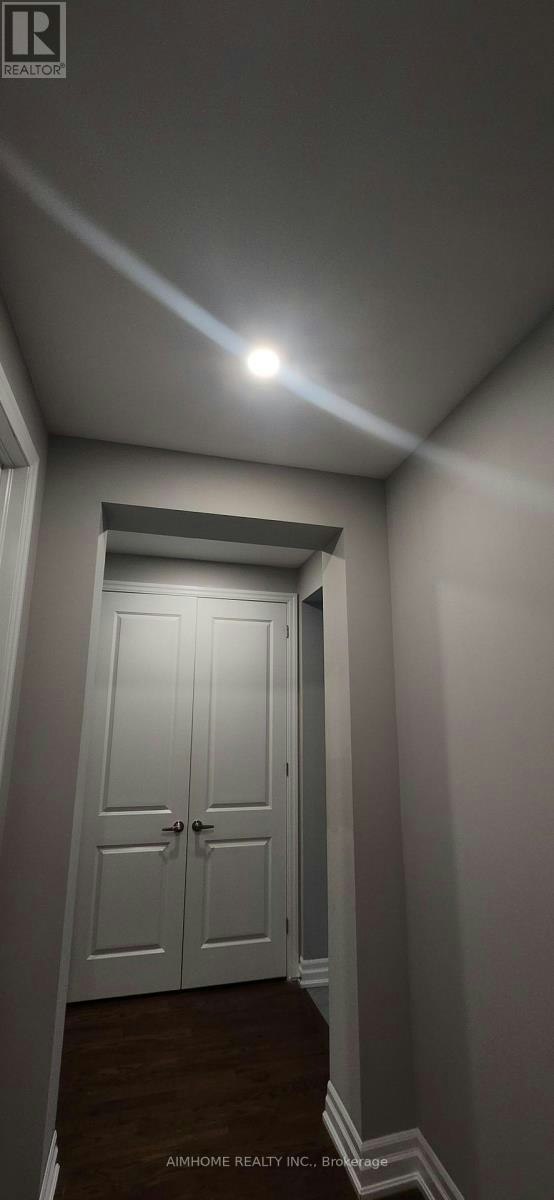 58 Major Crescent, Aurora, ON, L4G 0X4 - 2