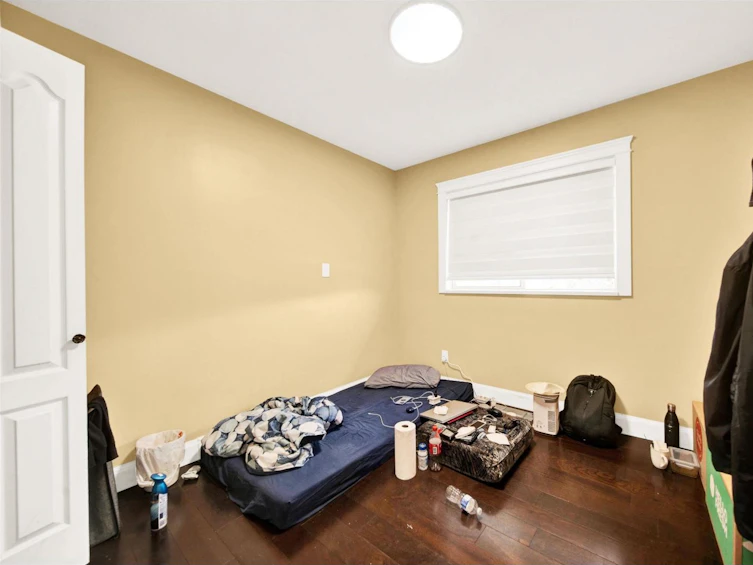 12712 113a Avenue, Surrey, BC, V3V 3M4 - 12