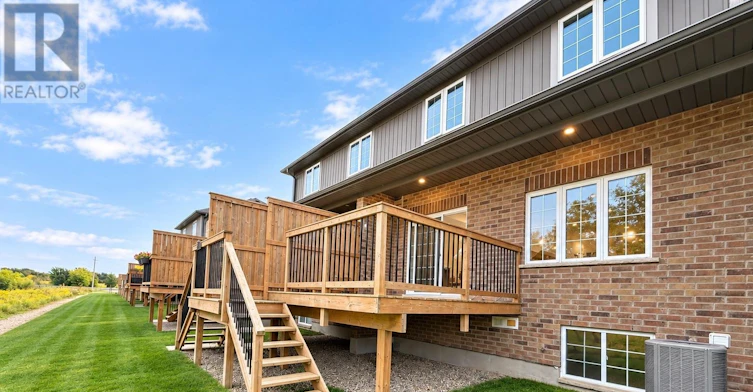 13-350 Oloane Avenue, Stratford, ON, N5A 0J2 - 2