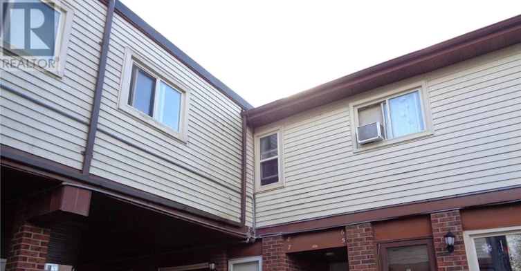 2-255 Porter Street, Oshawa, ON, L1J 1N3 - 2