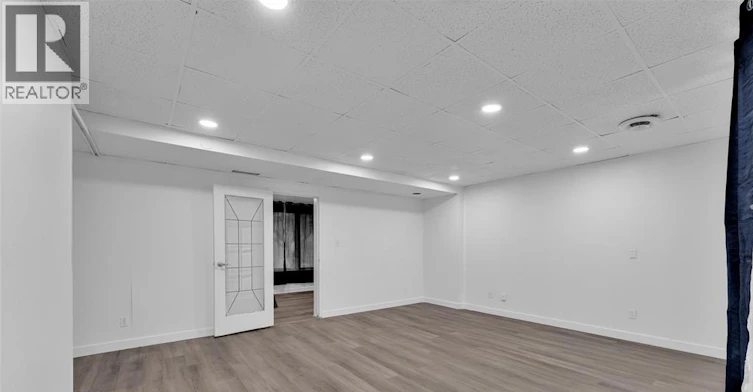 2268 Victoria Avenue, Windsor, ON, N8X 1R1 - 23