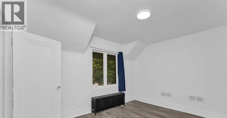 2268 Victoria Avenue, Windsor, ON, N8X 1R1 - 30