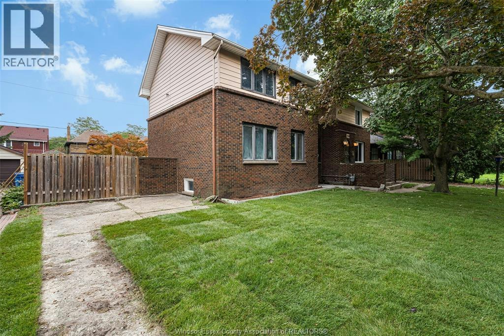 2268 Victoria Avenue, Windsor, ON, N8X 1R1 - 3