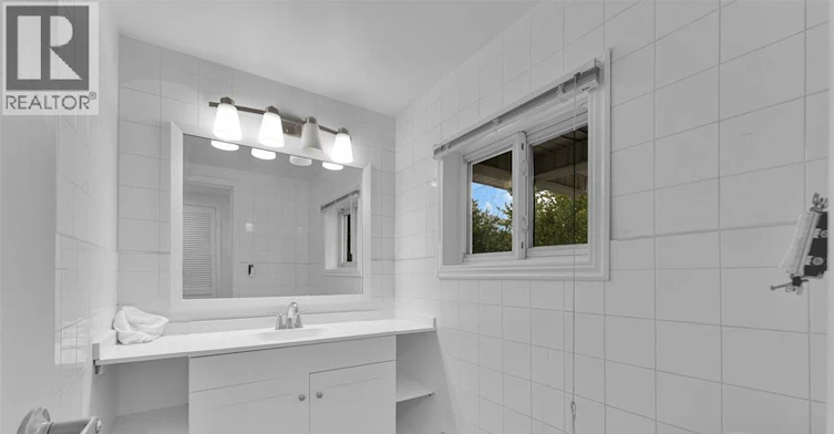 2268 Victoria Avenue, Windsor, ON, N8X 1R1 - 21