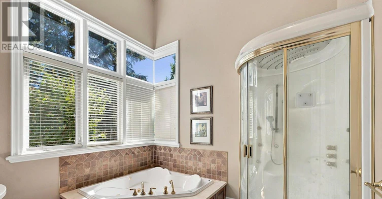 36 Abbruzze Court, Vaughan, ON, L4L 8Z1 - 25