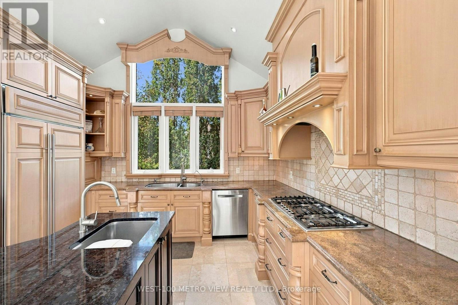 36 Abbruzze Court, Vaughan, ON, L4L 8Z1 - 16