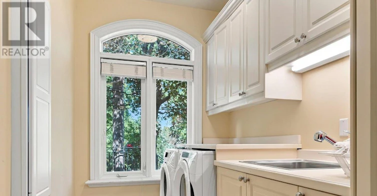 36 Abbruzze Court, Vaughan, ON, L4L 8Z1 - 36