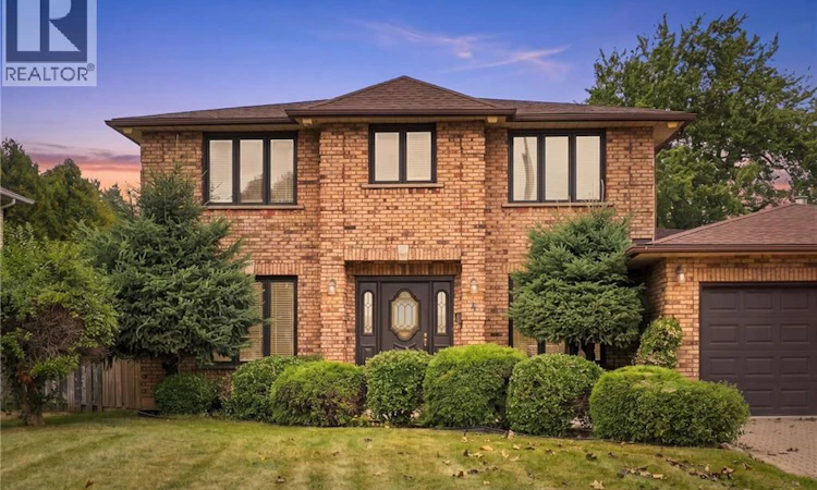 4 Nellida Crescent