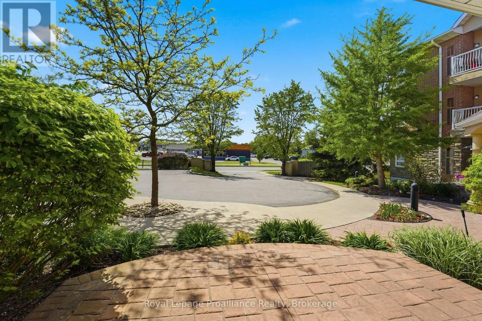 101-15 Heartwood Drive, Belleville, ON, K8P 5P4 - 7