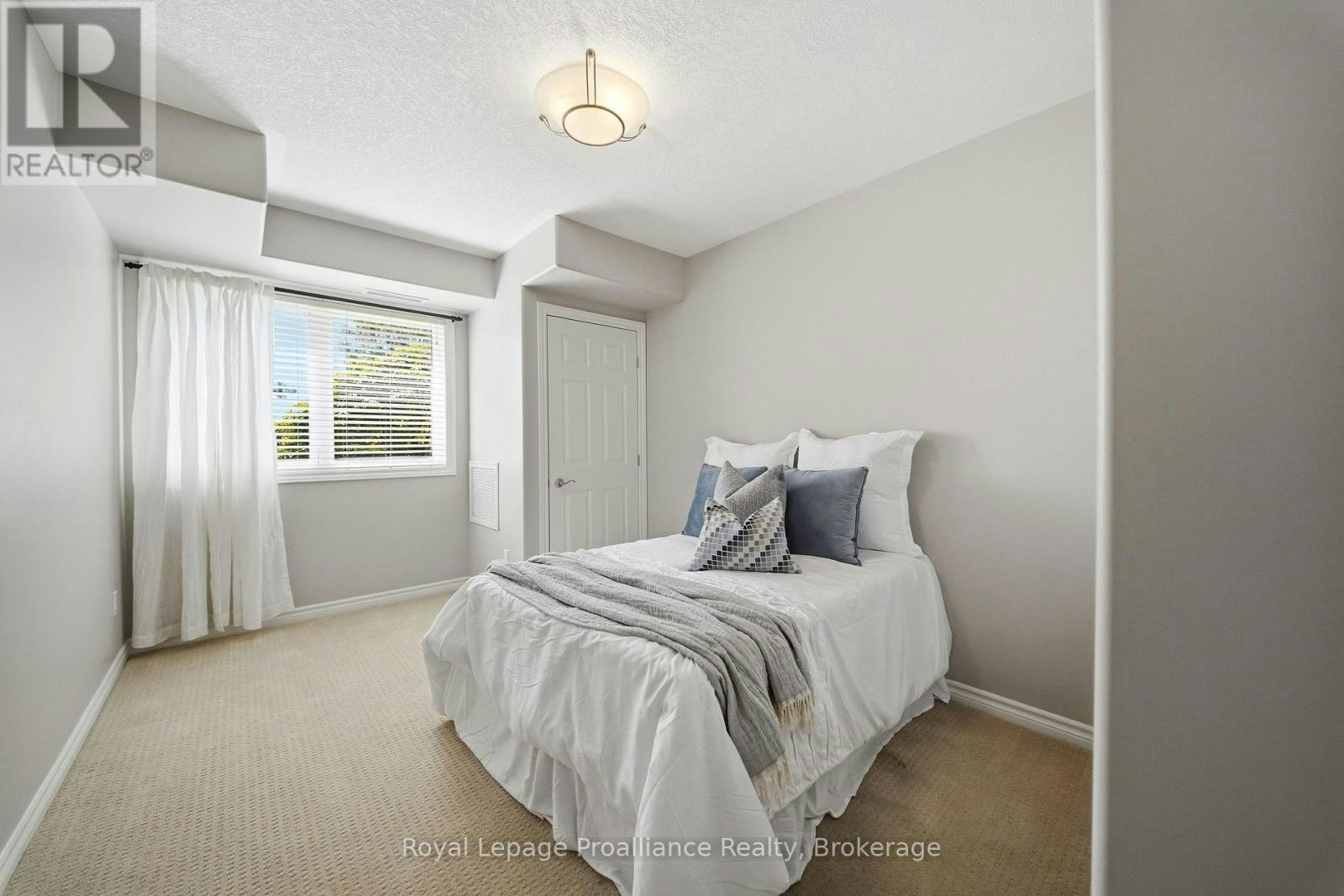 101-15 Heartwood Drive, Belleville, ON, K8P 5P4 - 25