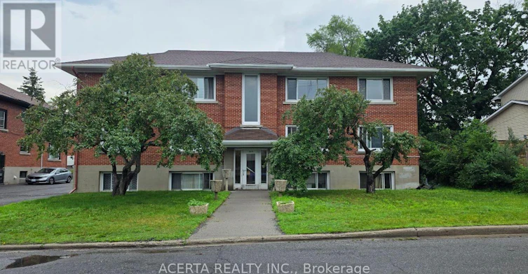 3-649 Cole Avenue S, Ottawa, ON, K2A 2B6
