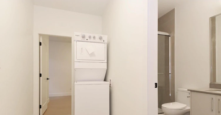 Basement-11024 78 Avenue, Delta, BC, V4C 1N5 - 14