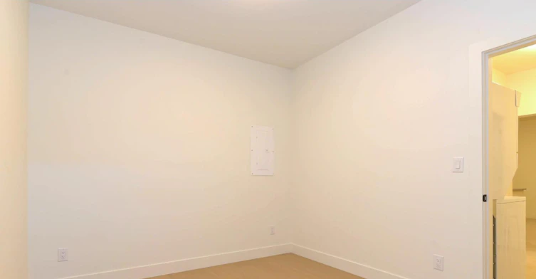 Basement-11024 78 Avenue, Delta, BC, V4C 1N5 - 10