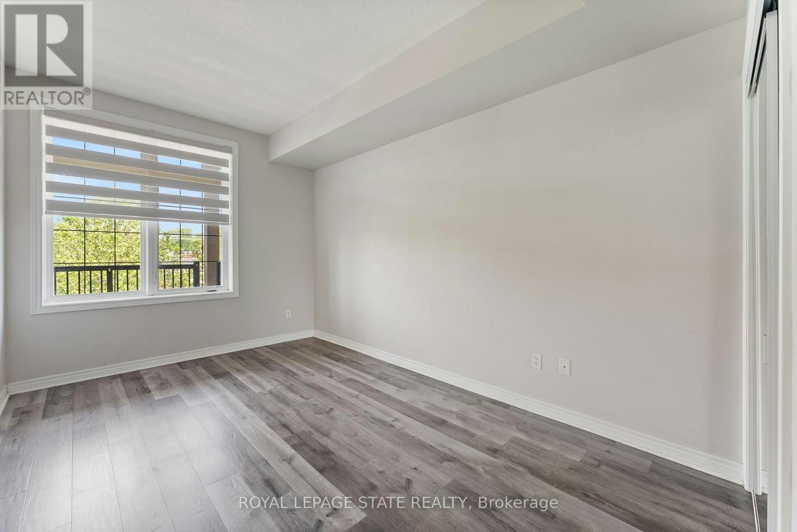 396 Plains Road E, Burlington, ON, L7T 2C8 - 18