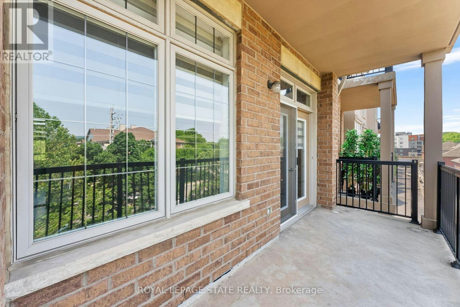 396 Plains Road E, Burlington, ON, L7T 2C8 - 21