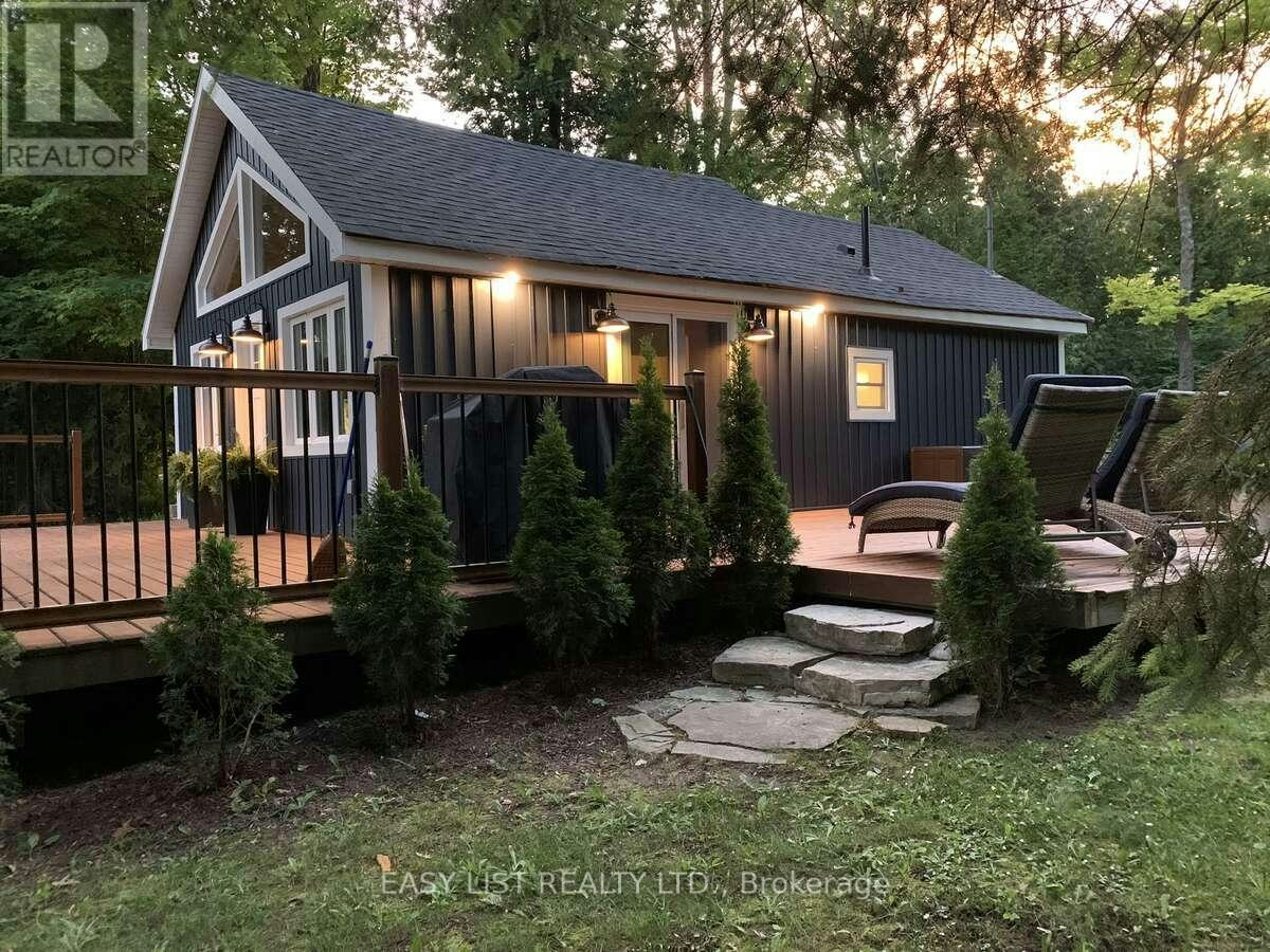 858 Howdenvale Road, South Bruce Peninsula, ON, N0H 1X0 - 2
