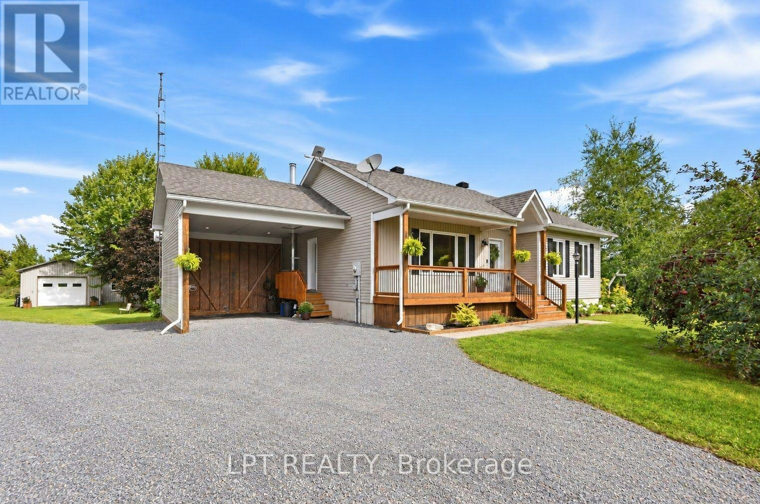 20375 Dunvegan Road E, Alexandria, ON, K0B 1E0