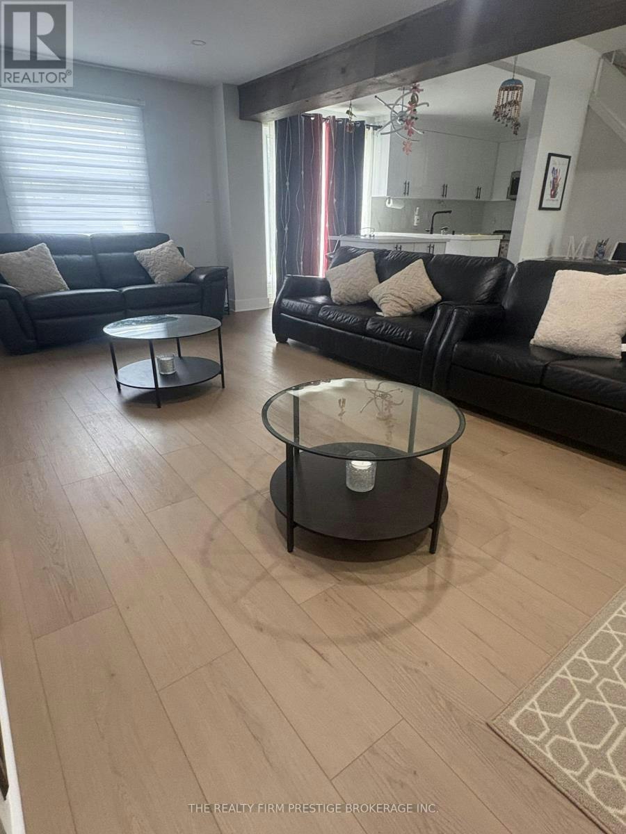 MAIN/UPPER-612 Fox Mill Place, London, ON, N6J 2B2 - 3