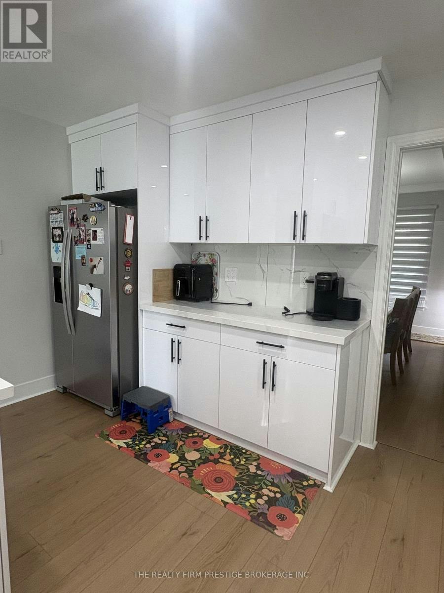 MAIN/UPPER-612 Fox Mill Place, London, ON, N6J 2B2 - 7
