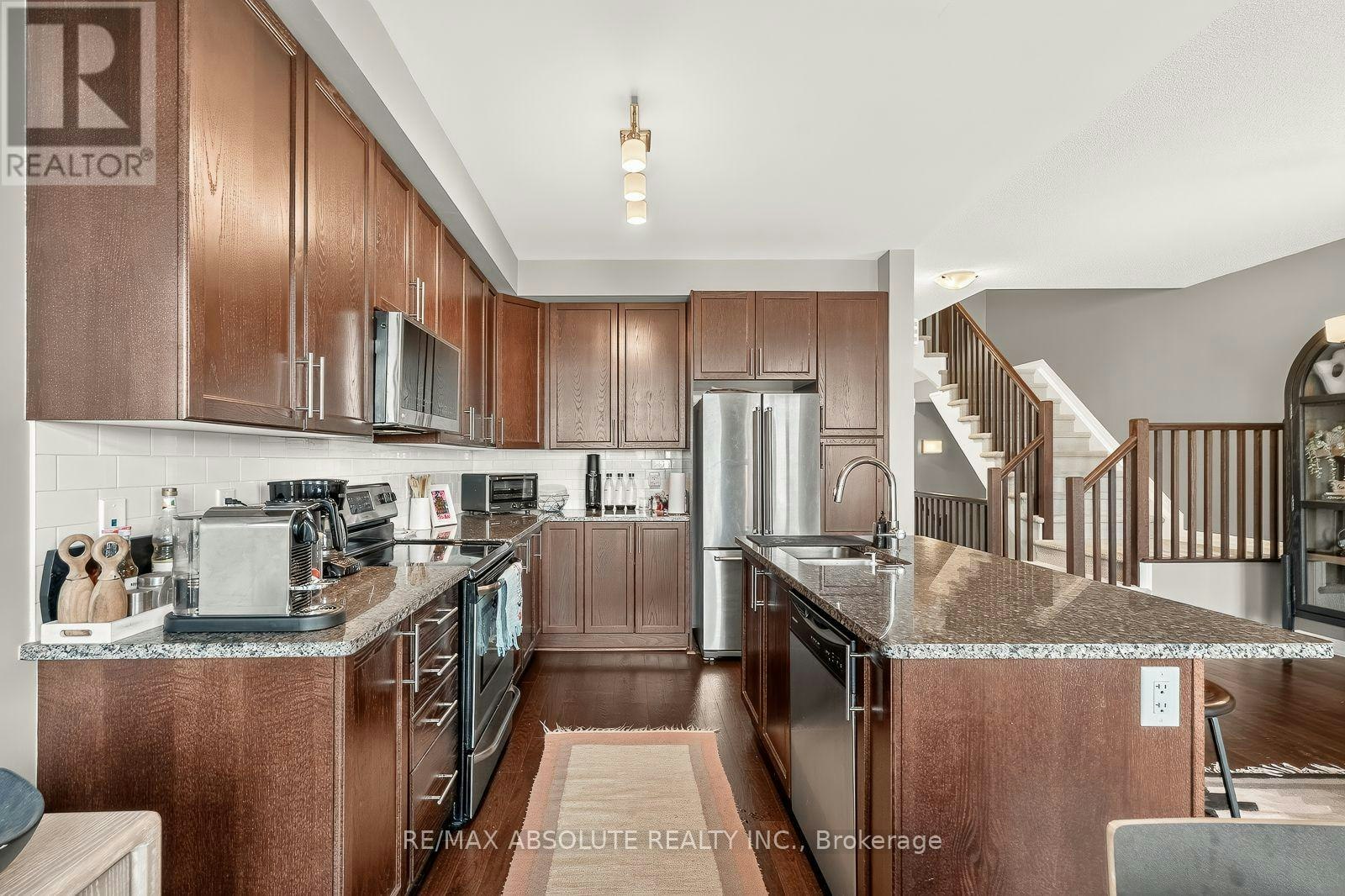569 Rioja Street, Ottawa, ON, K2S 0H8 - 11