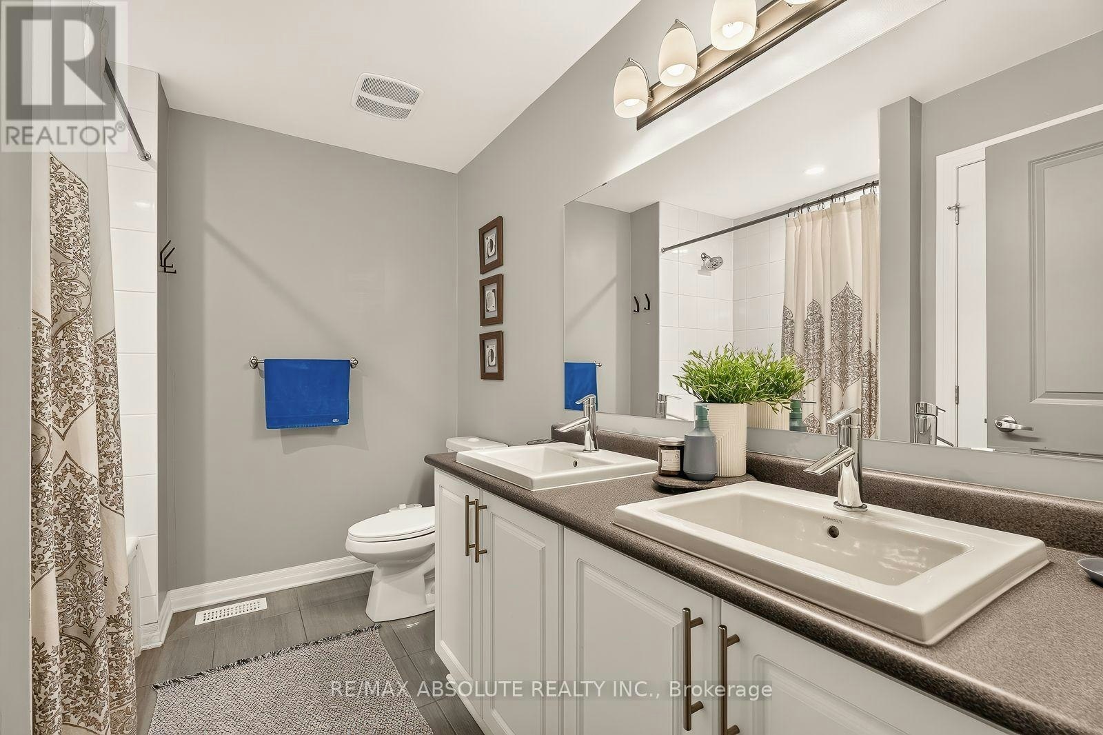 569 Rioja Street, Ottawa, ON, K2S 0H8 - 24