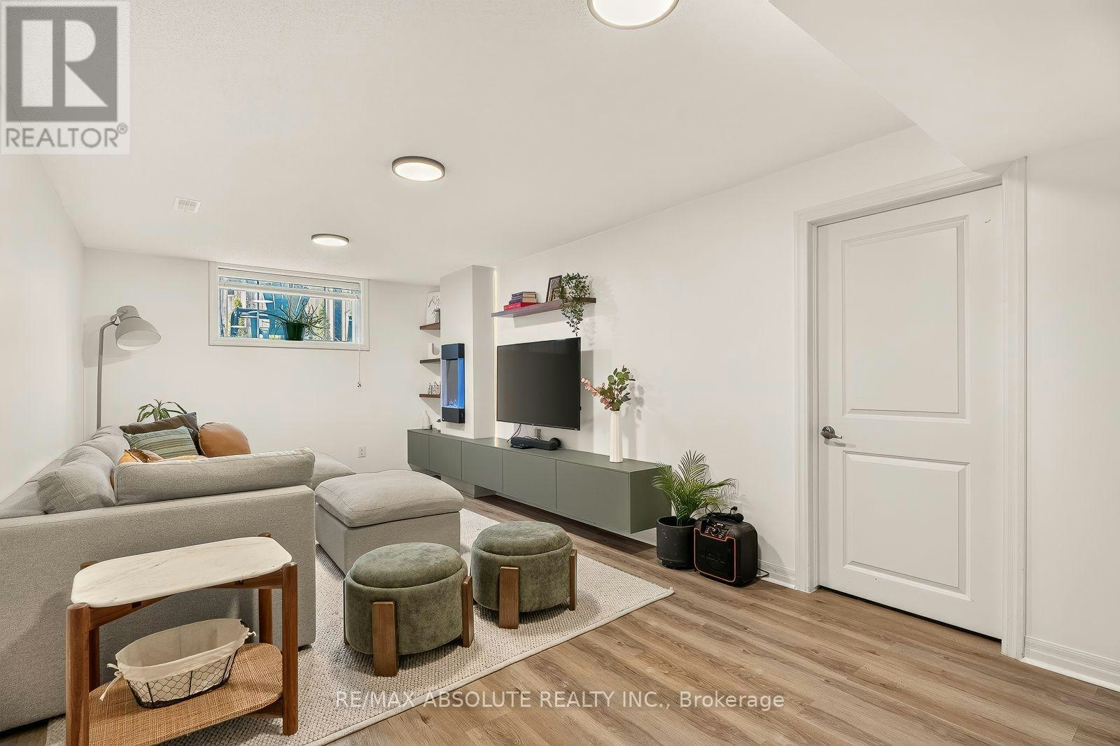 569 Rioja Street, Ottawa, ON, K2S 0H8 - 25