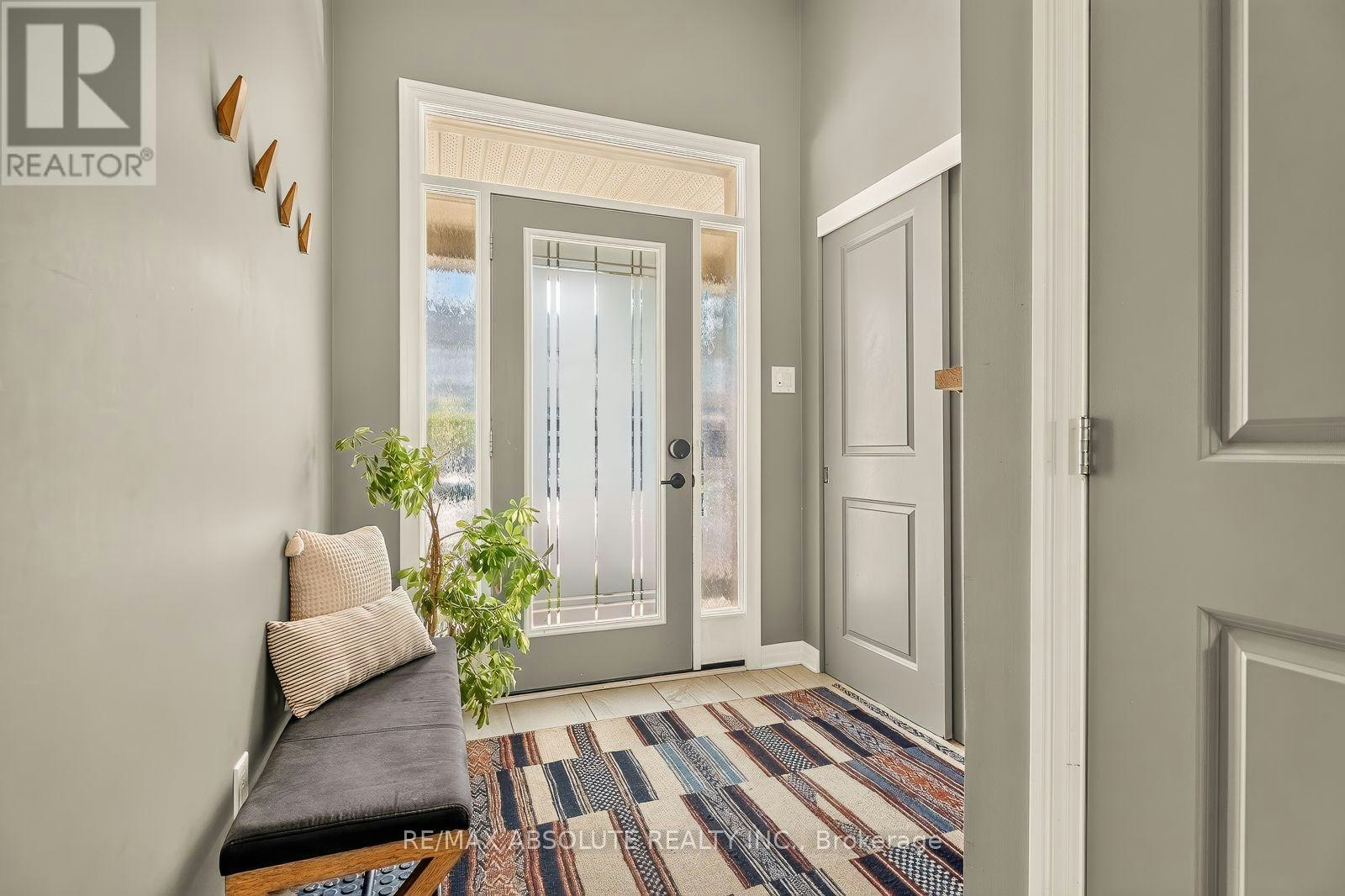 569 Rioja Street, Ottawa, ON, K2S 0H8 - 3