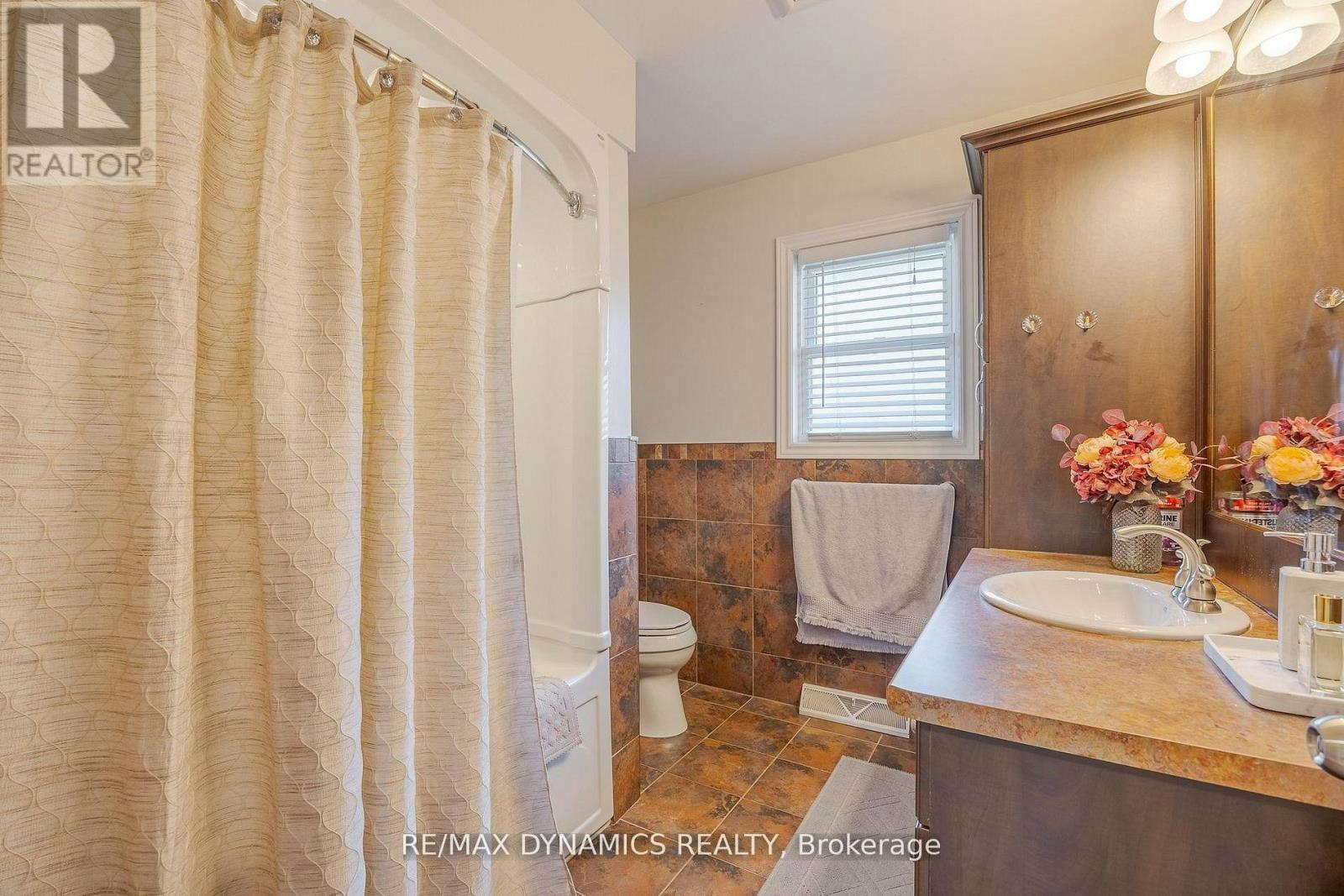87 Rochelle Drive, St. Catharines, ON, L2M 6Y7 - 19