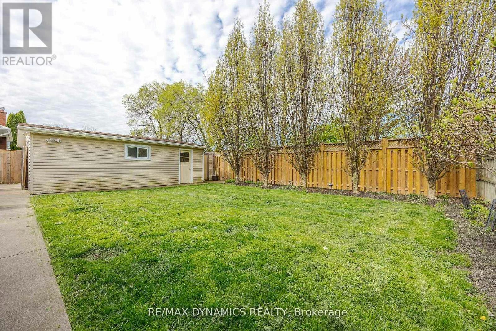 87 Rochelle Drive, St. Catharines, ON, L2M 6Y7 - 23