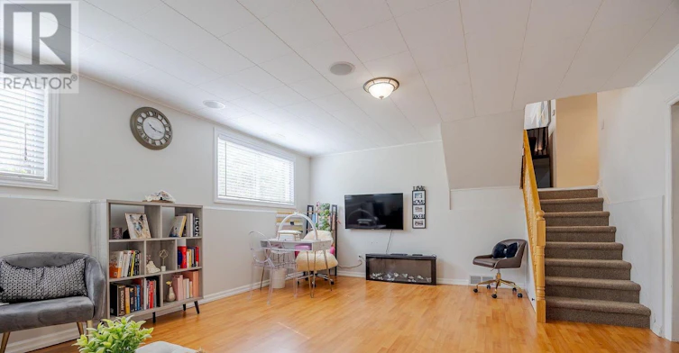 87 Rochelle Drive, St. Catharines, ON, L2M 6Y7 - 25