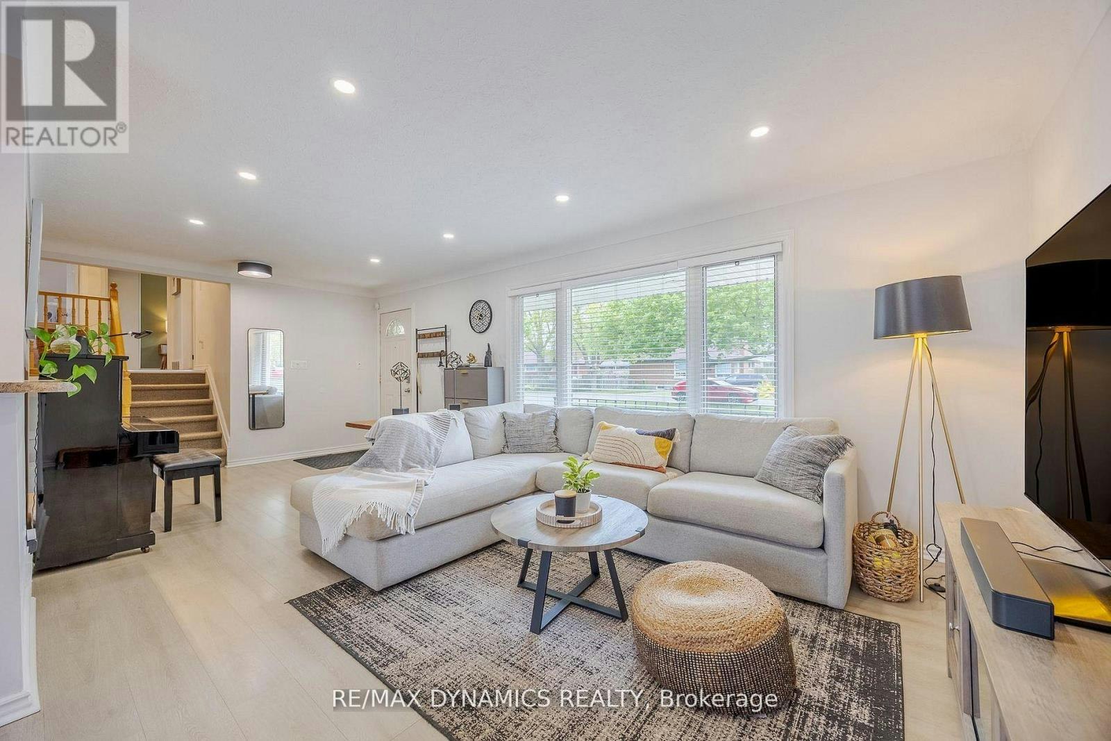 87 Rochelle Drive, St. Catharines, ON, L2M 6Y7 - 7