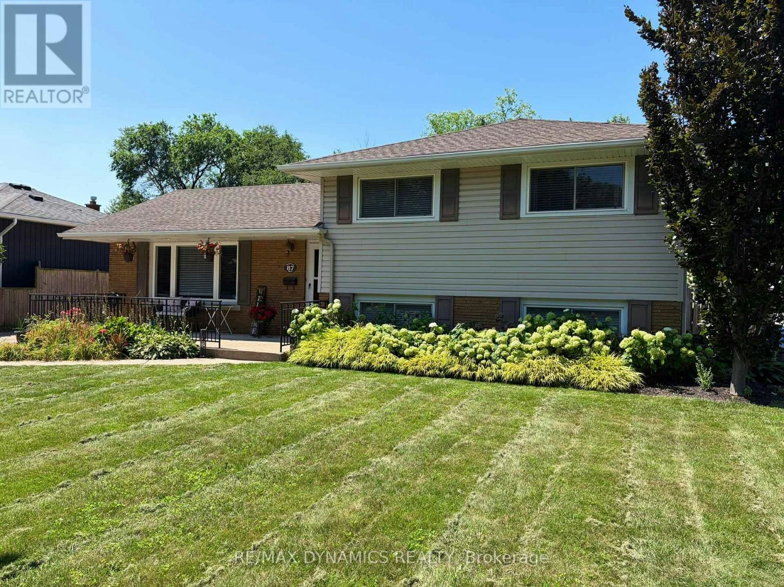 87 Rochelle Drive, St. Catharines, ON, L2M 6Y7 - 3