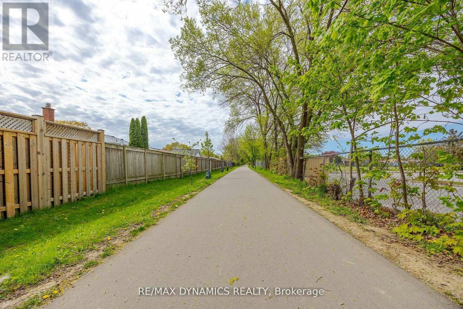 87 Rochelle Drive, St. Catharines, ON, L2M 6Y7 - 30