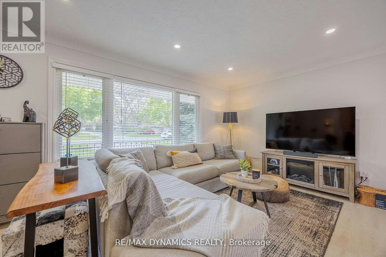87 Rochelle Drive, St. Catharines, ON, L2M 6Y7 - 8