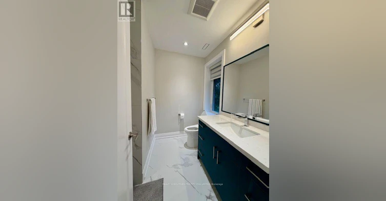 2ND FLOOR-10 Lascelles Boulevard, Toronto, ON, M4V 2B5 - 14